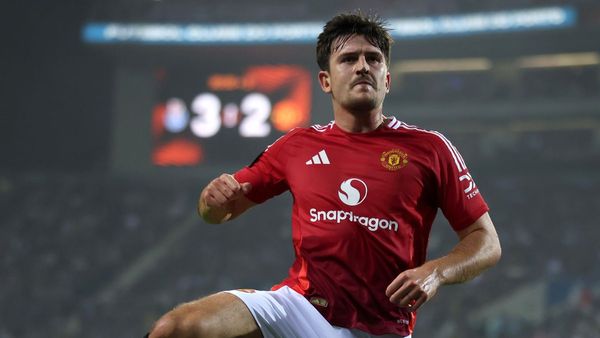 Maguire's Late Goal Earns Draw for United