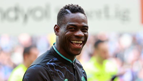 Balotelli Joins Genoa in Serie A Return