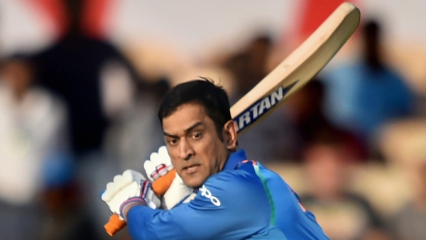 former-india-cricketer-says-ms-dhoni-and-selectors-crushed-his-confidence-dukh-toh-hota-hi-hai