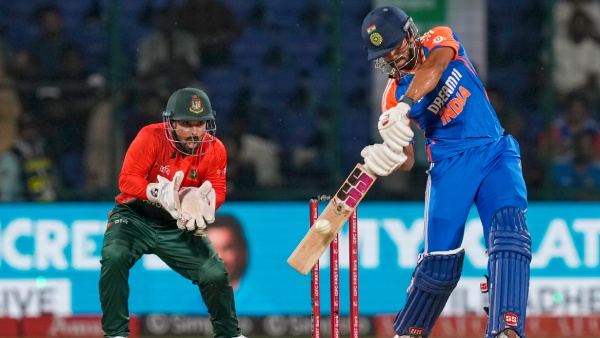 watch-nitish-reddy-celebrates-in-ice-cool-fashion-after-hitting-maiden-fifty-in-2nd-t20i-bangladesh