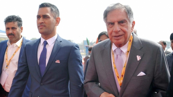 ratan-tata-passes-away-yuvraj-singh-shardul-thakur-cricketers-who-received-support-from-industriast