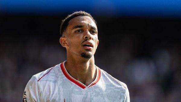 Alexander-Arnold Not Disturbed by Speculation