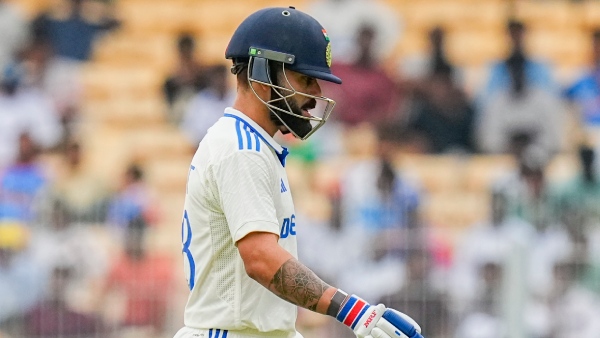 jaldi-out-kar-lo-bhai-subah-london-nikalna-hai-virat-kohli-trolled-after-9-ball-duck-vs-new-zealand