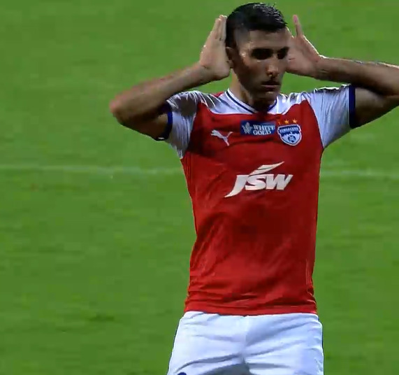 Kerala Blasters vs Bengaluru FC Live Score, ISL 202425 Sunil Chhetri