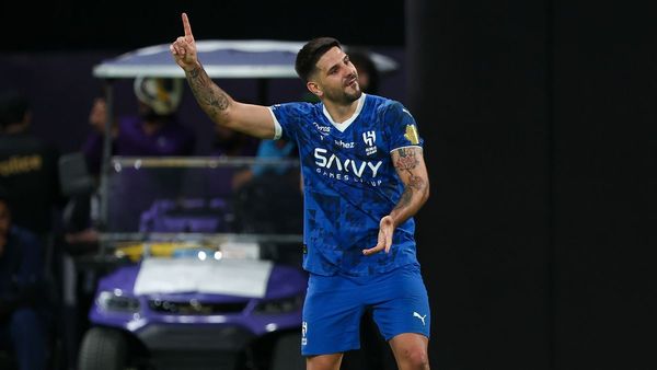 Al-Hilal Triumphs Over Al-Ettifaq 3-1 Al-Hilal Triumphs Over Al-Ettifaq 3-1