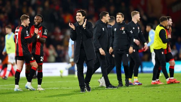 Iraola Prepares for Tough Match at Brentford