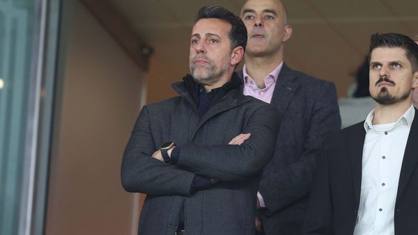 Edu Leaves Arsenal; Jason Ayto Takes Over