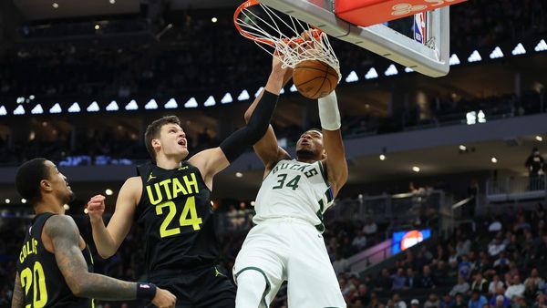 Antetokounmpo Leads Bucks to Victory