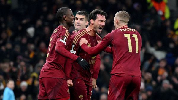 Hummels' Late Goal Earns Roma Draw with Spurs