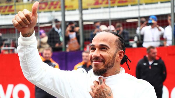 Hamilton's Commitment to Mercedes in Final Races
