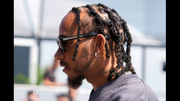 Hamilton Leads F1 Practices in Las Vegas