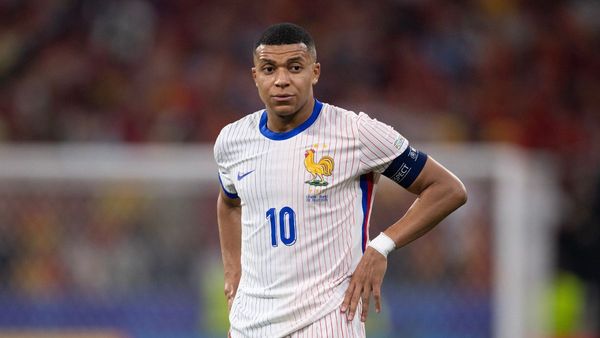 Upamecano Defends Mbappe Over France Omission