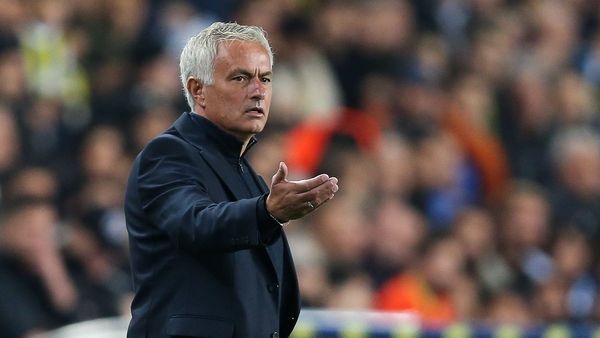 Mourinho Critiques VAR After Fenerbahce Victory