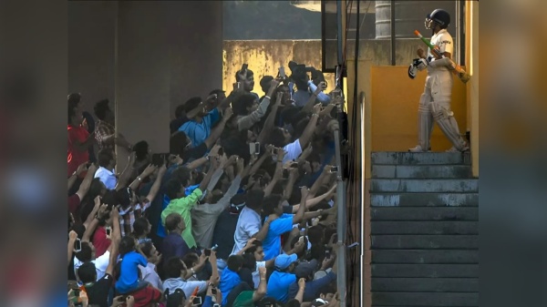On This Day Sachin Tendulkar Walked Out for His Last Test Innings At Wankhede Stadium