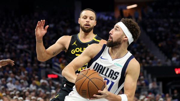 Kerr Remembers Thompson Ahead of Curry Reunion