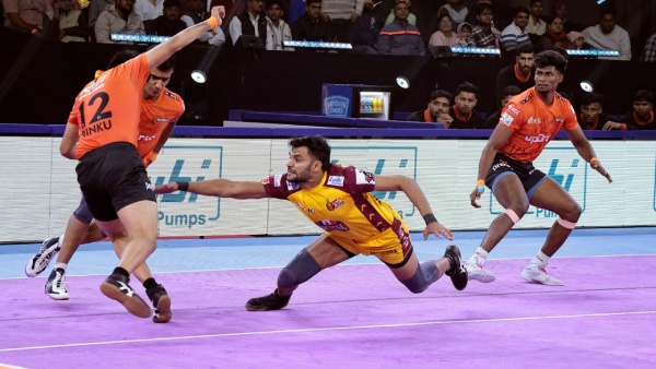 Telugu Titans defeated U Mumba to leapfrog them in the points table Image Courtesy PKL Media