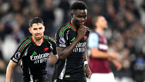 Arsenal Wins Seven-Goal Thriller at West Ham