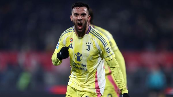 Juventus Beats Monza 2-1 in Serie A Match