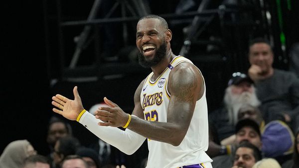 Lakers' Defence Earns Praise from LeBron James