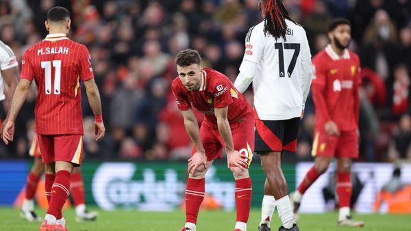 Liverpool and Fulham Share Points in 2-2 Draw