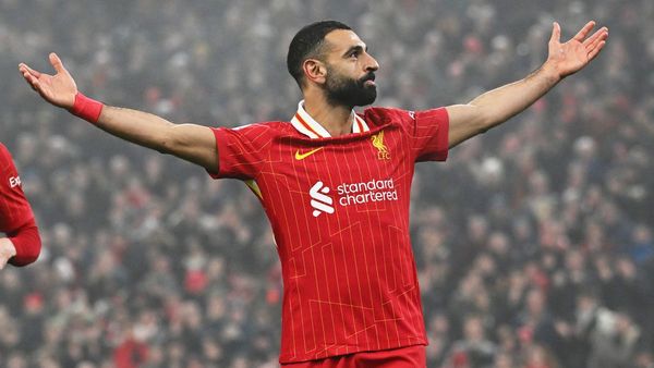 Salah Discusses Liverpool's Title Challenge Salah Discusses Liverpool's Title Challenge
