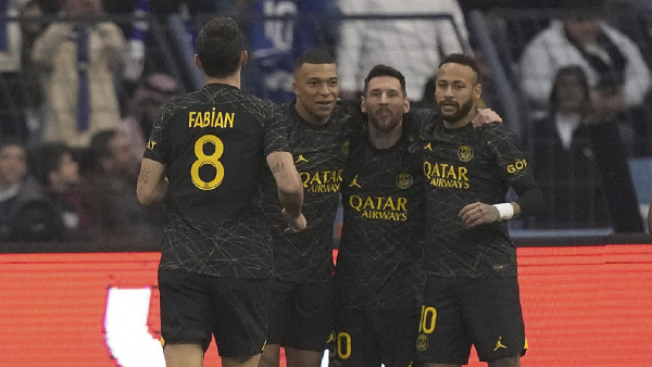 mbappe-messi-600-1733752051