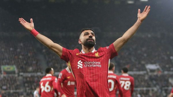 Salah Equals Gerrard with Sixth Award