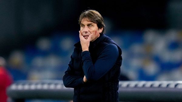 Conte Prepares Napoli for Lazio Challenge