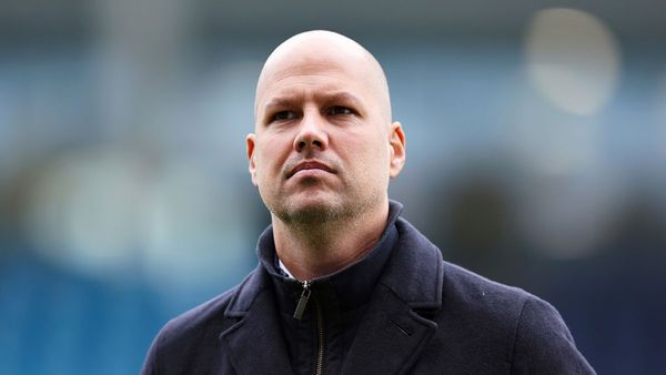 De Pauw Leaves Aston Villa After Nine Games De Pauw Leaves Aston Villa After Nine Games