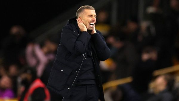 Wolves Face Pressure After Ipswich Defeat