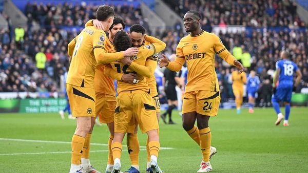 Wolves Win 3-0 Against Leicester City