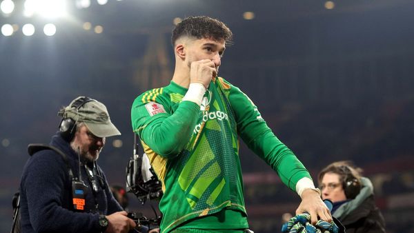 Fernandes Hails Bayindir's Penalty Performance