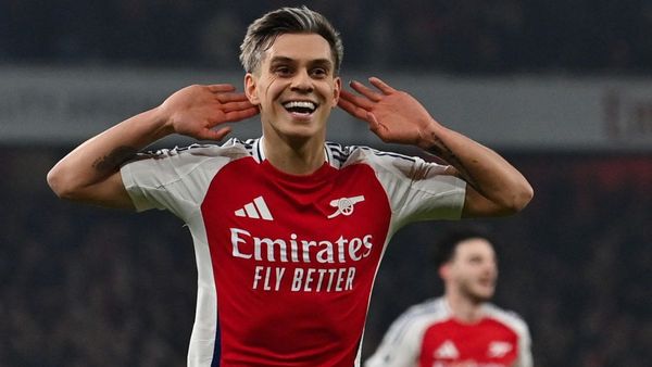 Arsenal Defeats Tottenham 2-1 in Derby Match
