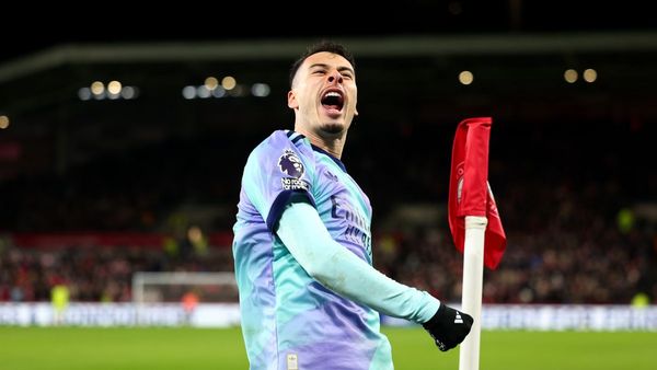 Martinelli Calls Saka Irreplaceable at Arsenal