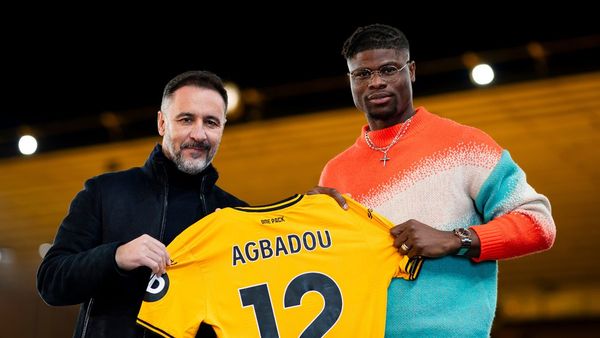 Agbadou Signs for Wolves from Reims