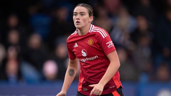 Grace Clinton's Contract Extended by Manchester United