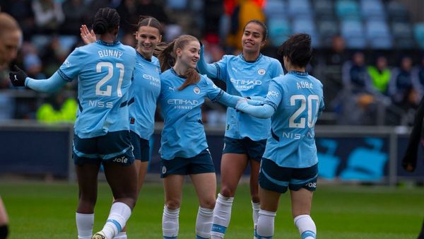 Manchester Derby: Title Hopes at Stake