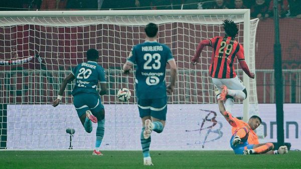 Marseille Falls Behind PSG After Nice Loss