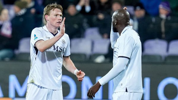 Napoli Beats Fiorentina 3-0 in Serie A