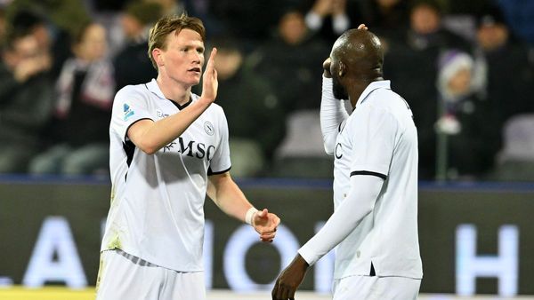 Napoli Triumphs Over Fiorentina Amid Injuries