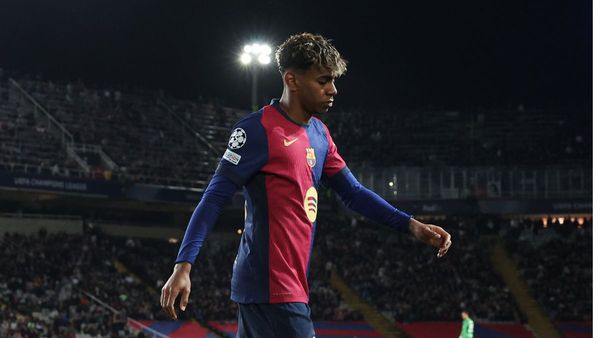 Raphinha Supports Yamal After Substitution Anger