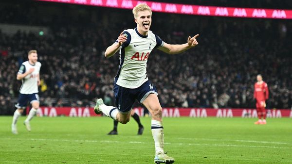 Tottenham Edges Liverpool in EFL Cup Match