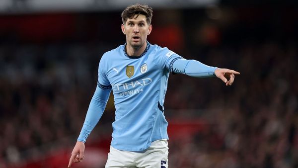 Stones Apologises to City Fans After Defeat
