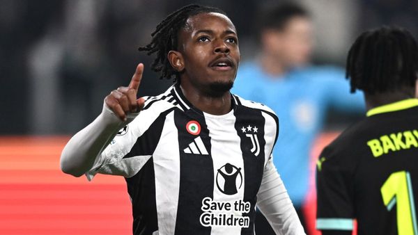 Juventus Beats PSV 2-1 in First Leg