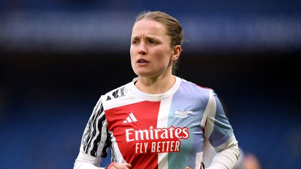 Kim Little Extends Arsenal Contract Until 2026
