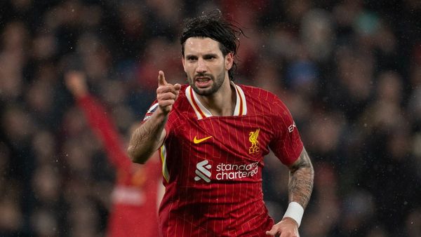 Liverpool Beats Newcastle to Extend Lead