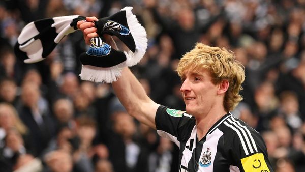 Newcastle United Defeats Arsenal to Reach Final