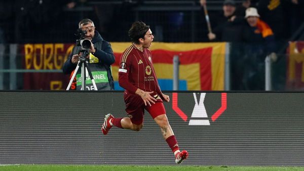 Roma Advances Past Porto in Europa League