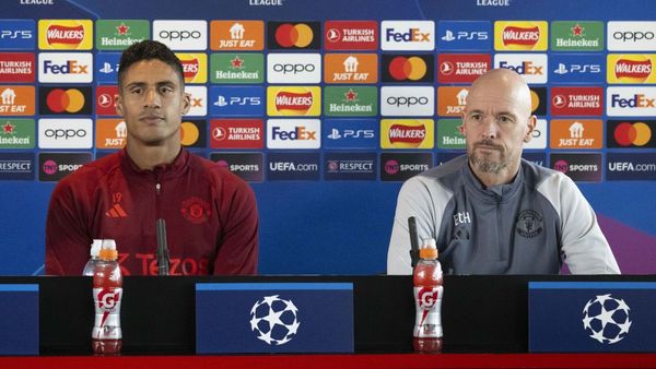 Varane Surprised by Ten Hag's Contract Renewal