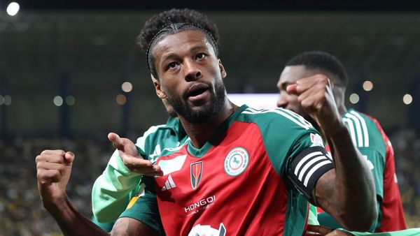 Wijnaldum's Brace Secures Comeback for Al-Ettifaq
